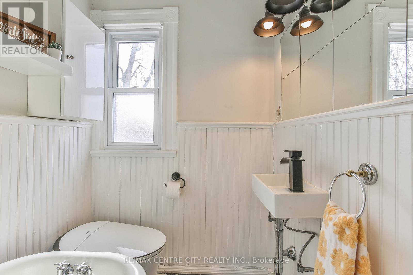 54 William Street, St. Thomas, Ontario  N5R 3H4 - Photo 34 - X12775908