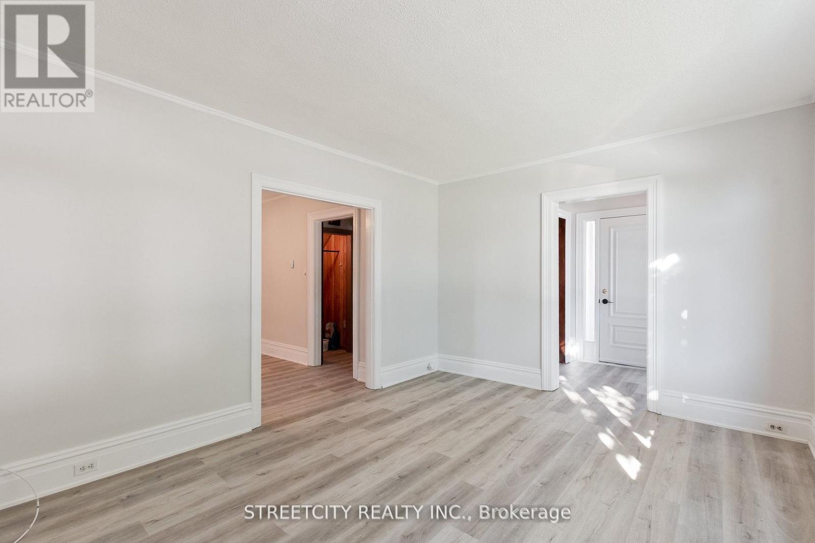 58 Norwich Avenue, Woodstock, Ontario  N4S 3V2 - Photo 6 - X12775922