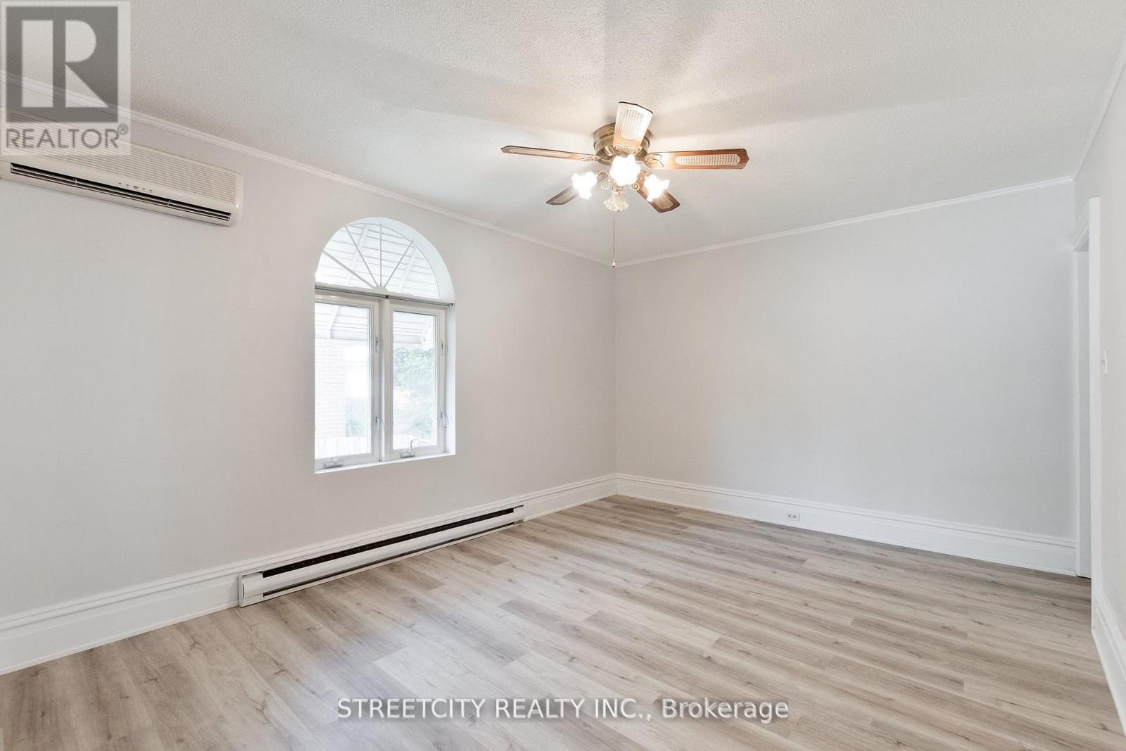 58 Norwich Avenue, Woodstock, Ontario  N4S 3V2 - Photo 8 - X12775922