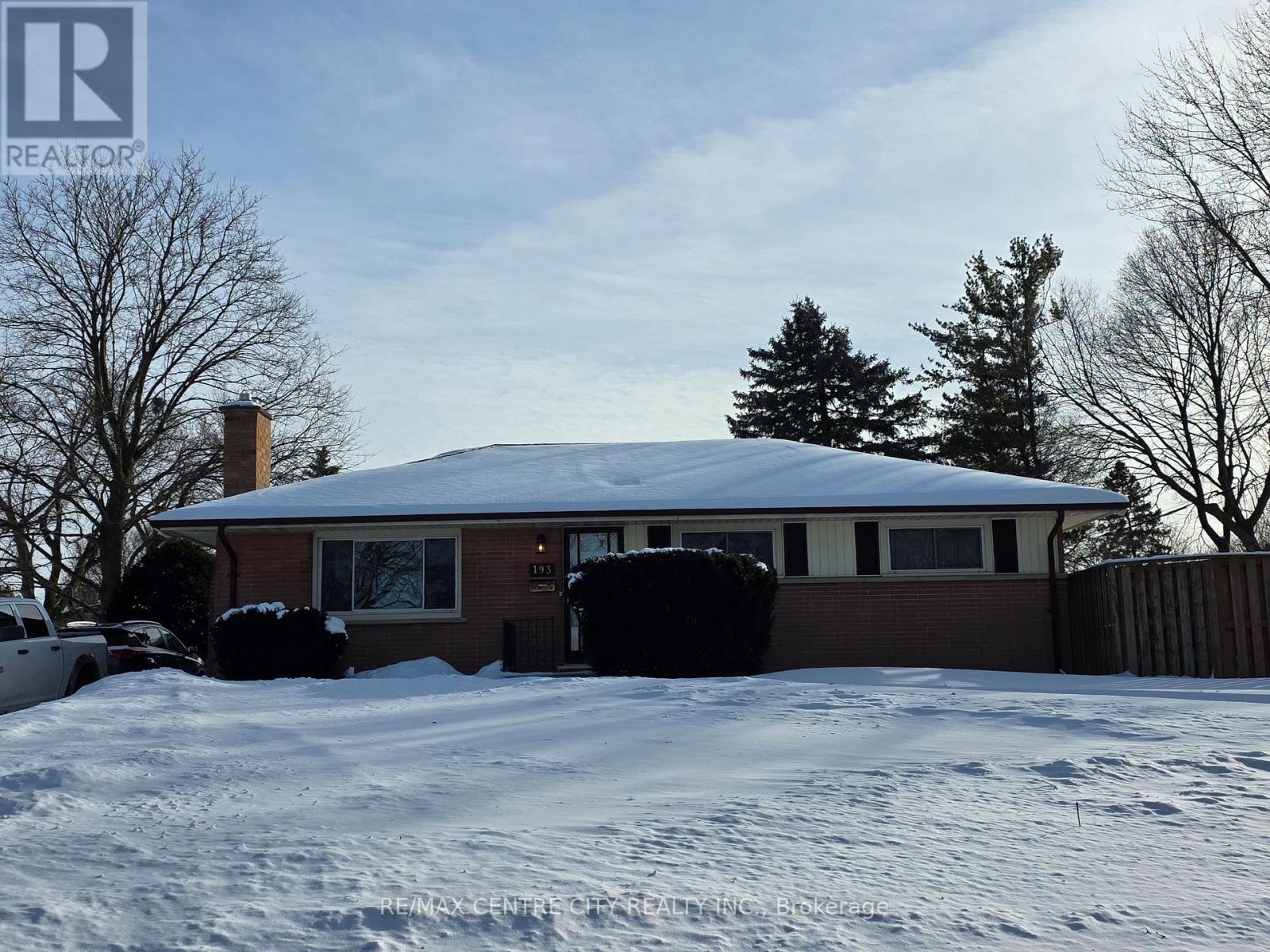 193 Arlington Crescent, London South, Ontario  N5Z 3C9 - Photo 1 - X12775936