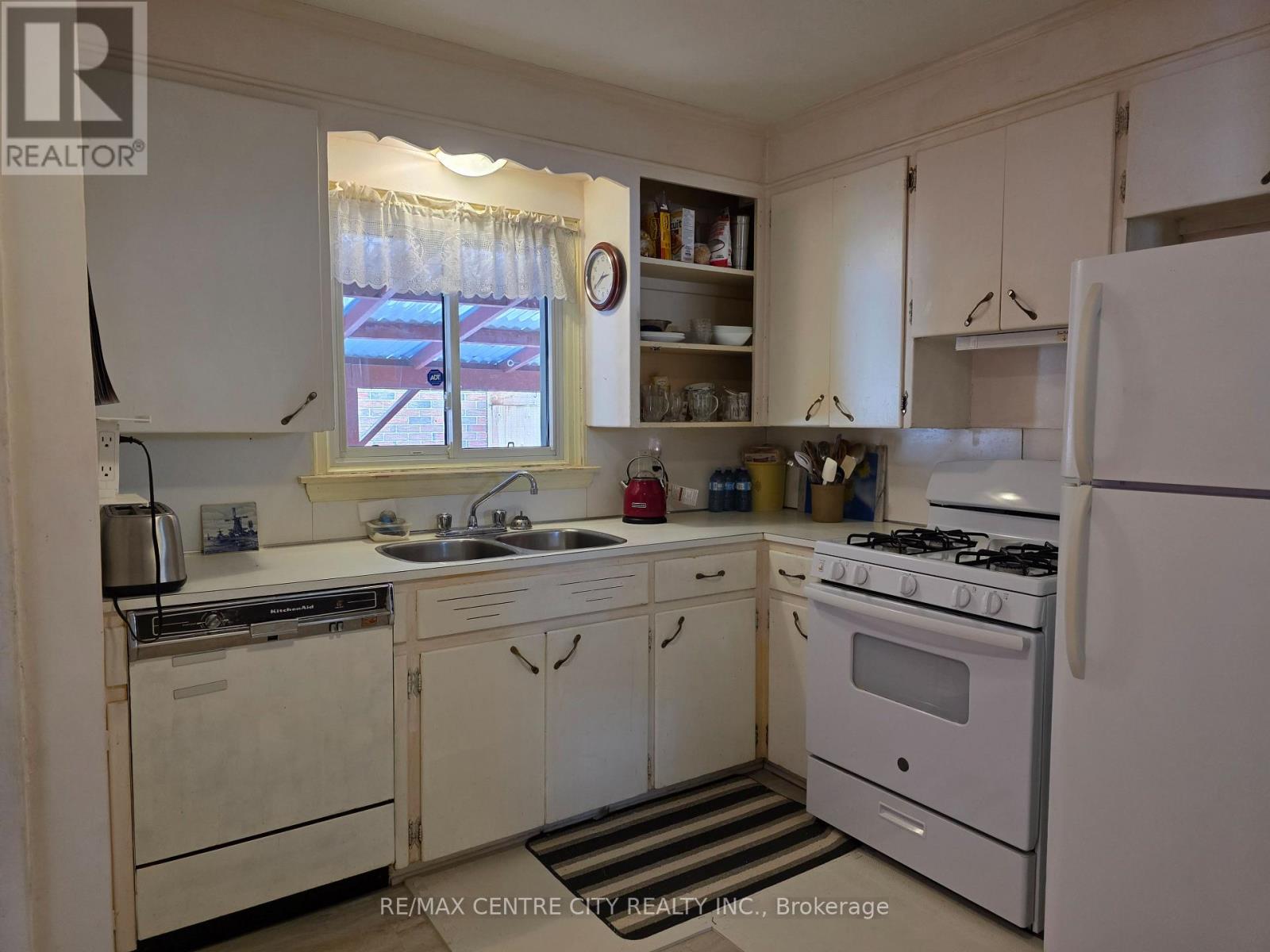 193 Arlington Crescent, London South, Ontario  N5Z 3C9 - Photo 7 - X12775936