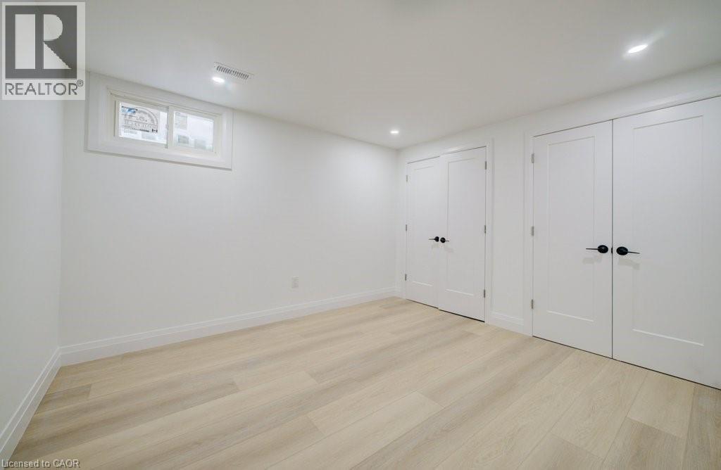 328 The Country Way, Kitchener, Ontario  N2E 2T3 - Photo 37 - 40804189