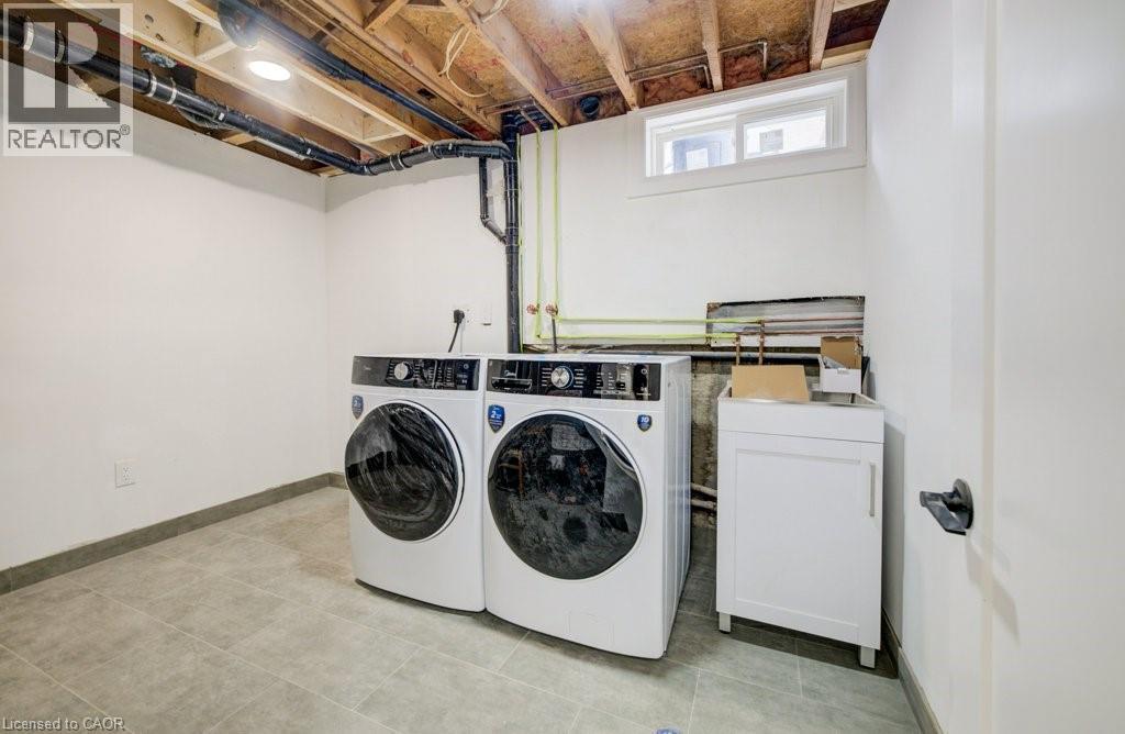 328 The Country Way, Kitchener, Ontario  N2E 2T3 - Photo 40 - 40804189