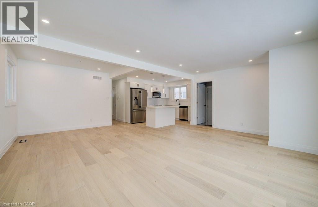 328 The Country Way, Kitchener, Ontario  N2E 2T3 - Photo 9 - 40804189