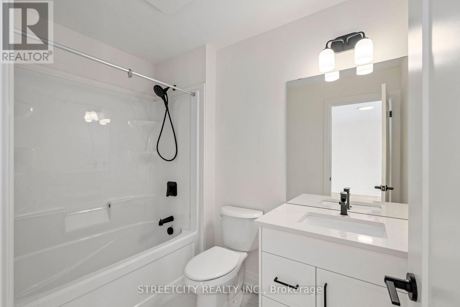 6346 Old Garrison Boulevard, London South, Ontario  N6P 0H3 - Photo 17 - X12776020