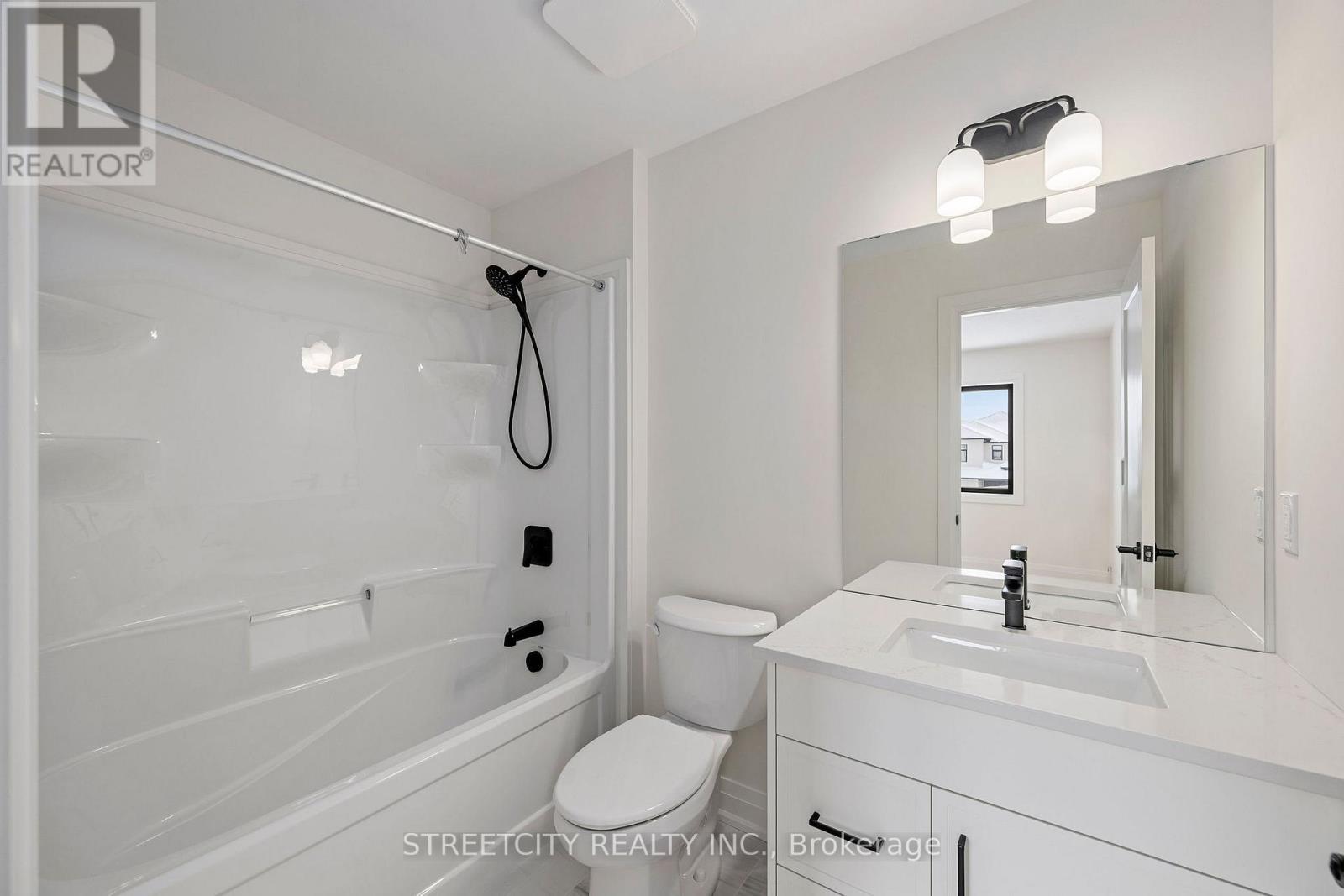 6346 Old Garrison Boulevard, London South, Ontario  N6P 0H3 - Photo 22 - X12776020