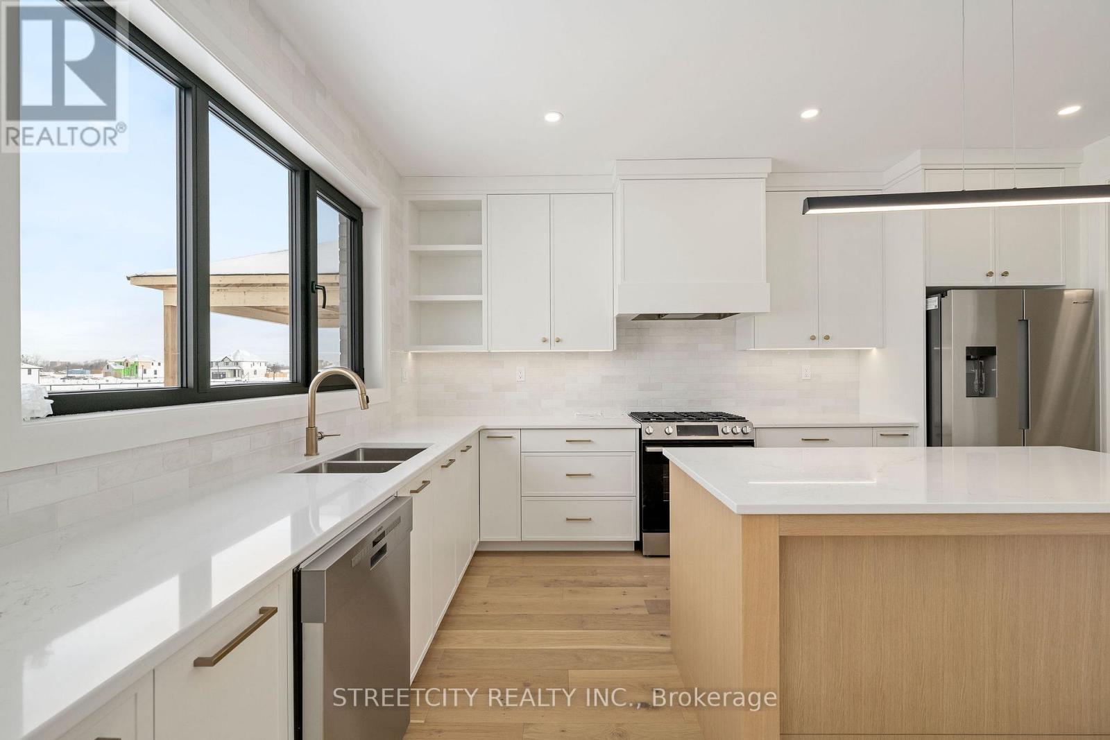 6346 Old Garrison Boulevard, London South, Ontario  N6P 0H3 - Photo 6 - X12776020