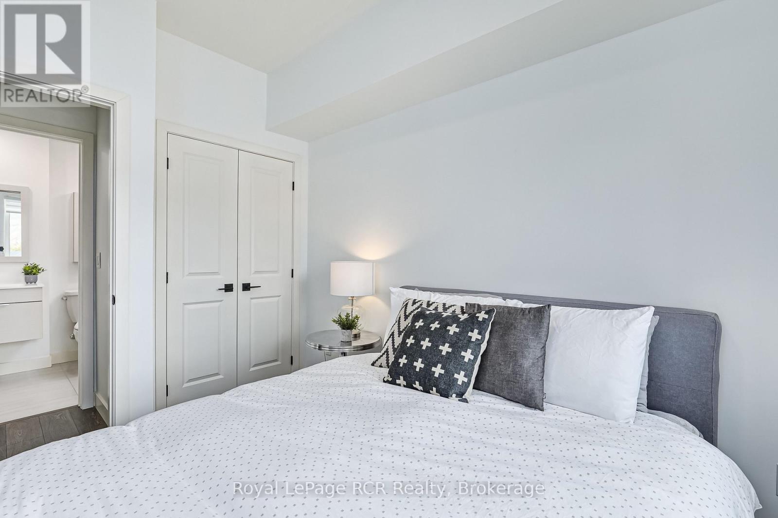 305 - 12 Beckwith Lane, Blue Mountains, Ontario  L9Y 0A4 - Photo 13 - X12775880