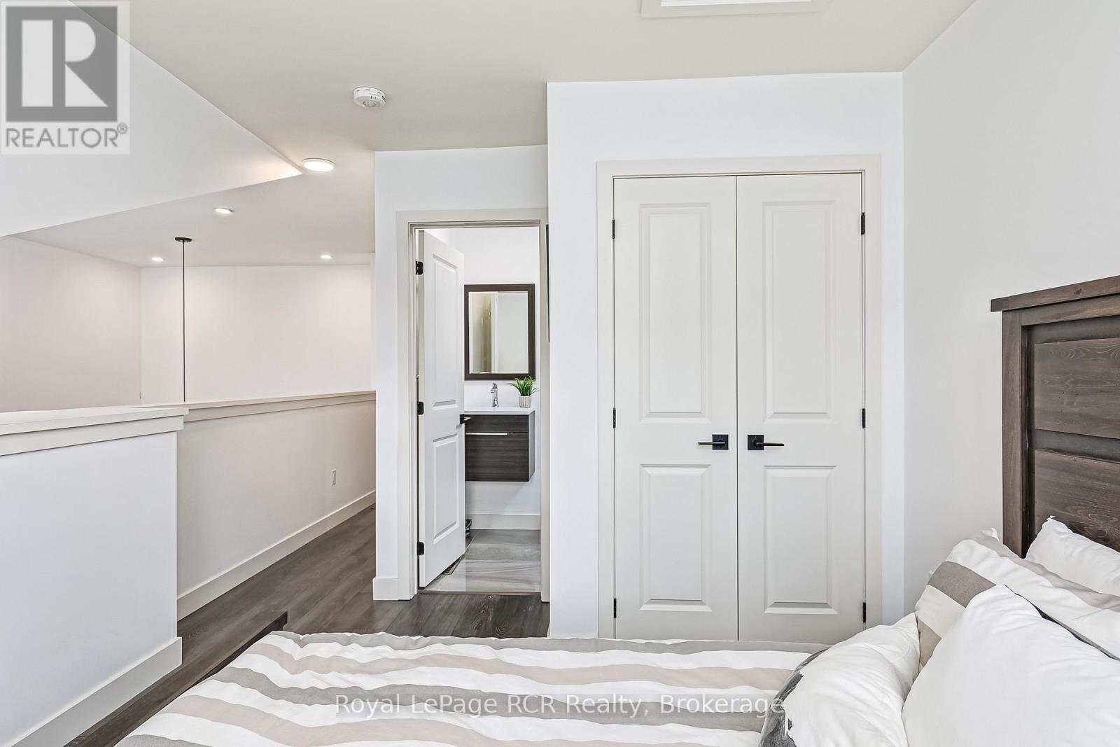 305 - 12 Beckwith Lane, Blue Mountains, Ontario  L9Y 0A4 - Photo 20 - X12775880