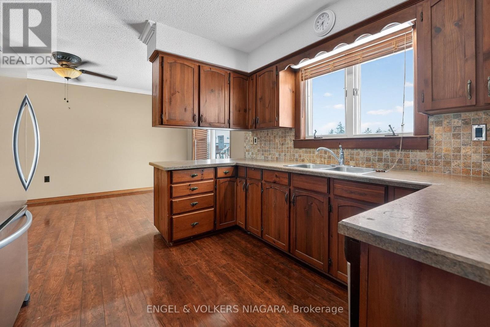 40298 Youngs Road N, Wainfleet, Ontario  L0S 1V0 - Photo 10 - X12775896