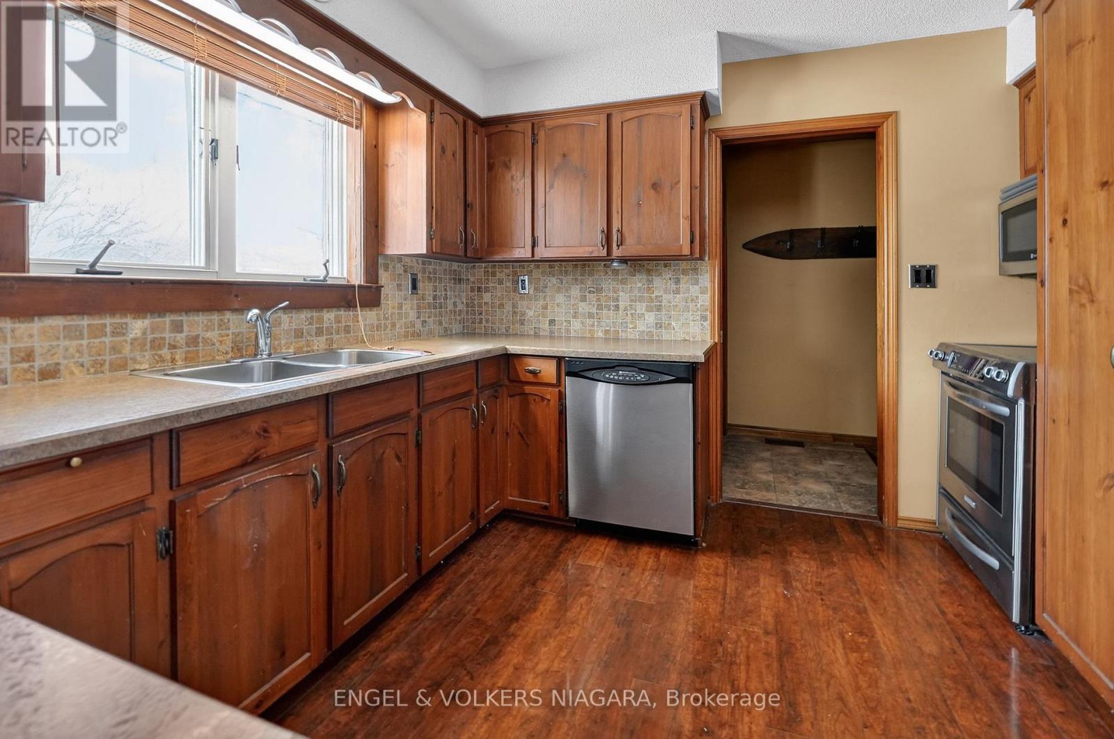 40298 Youngs Road N, Wainfleet, Ontario  L0S 1V0 - Photo 11 - X12775896