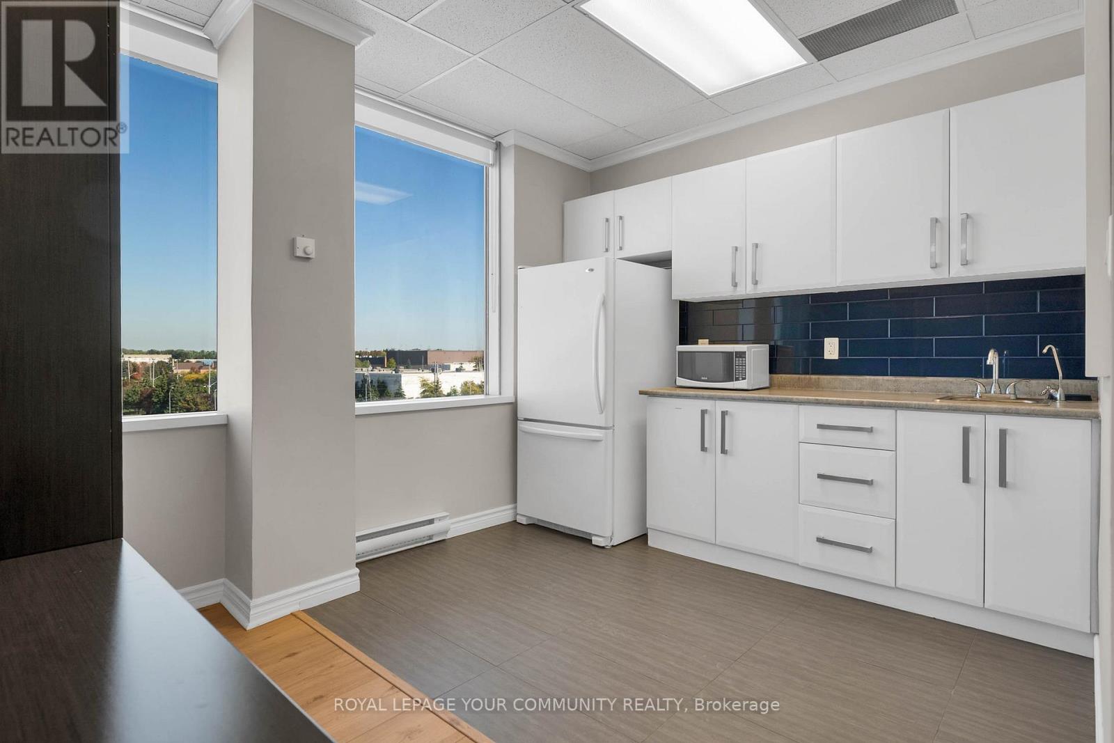 604 - 3950 14th Avenue, Markham, Ontario  L3R 0A9 - Photo 31 - N12445733