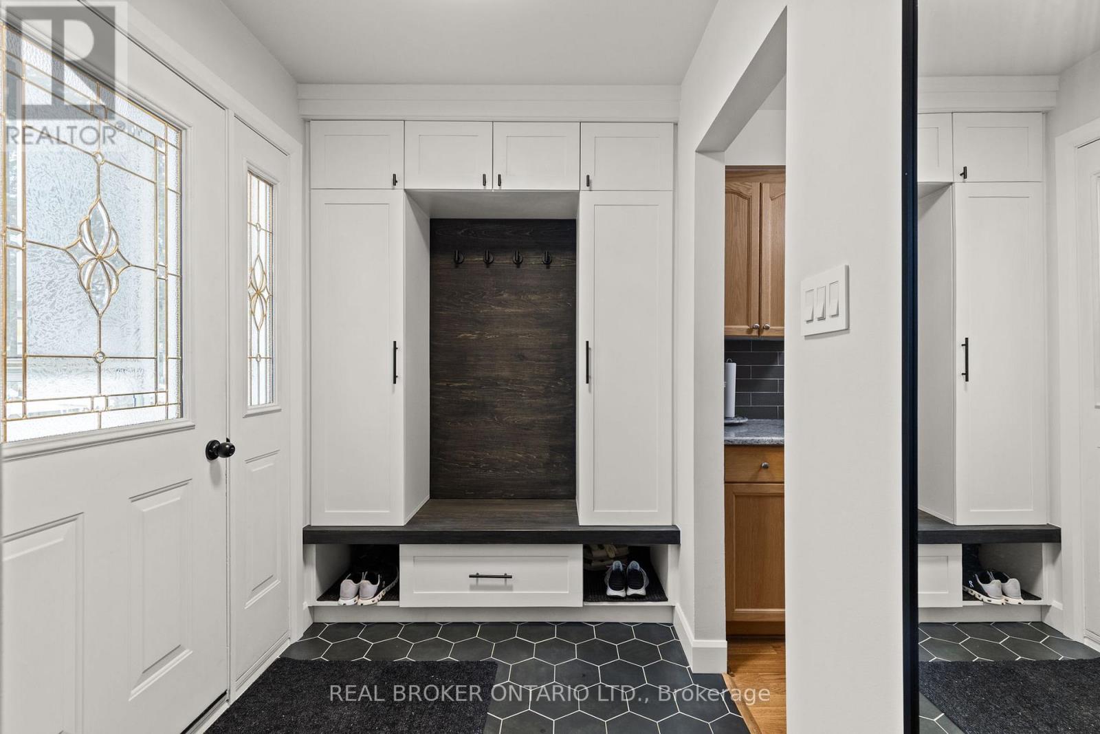 34 Lankin Boulevard, Orillia, Ontario  L3V 6T2 - Photo 2 - S12687502