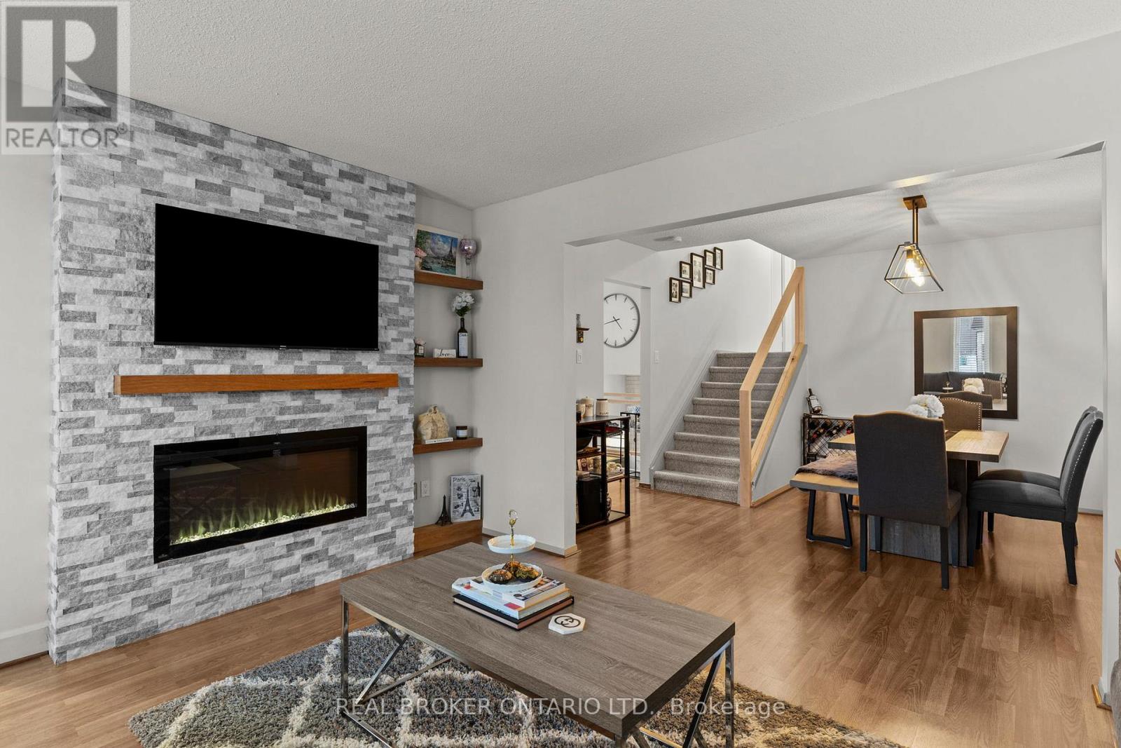 34 Lankin Boulevard, Orillia, Ontario  L3V 6T2 - Photo 4 - S12687502