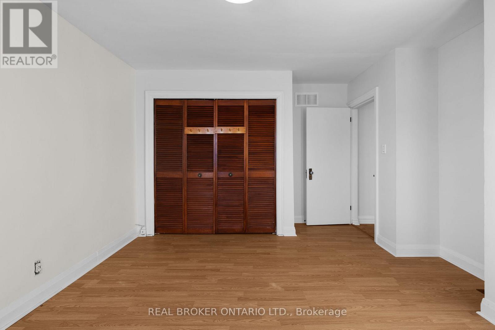 20 Rose Avenue, Orillia, Ontario  L3V 2N5 - Photo 11 - S12633854