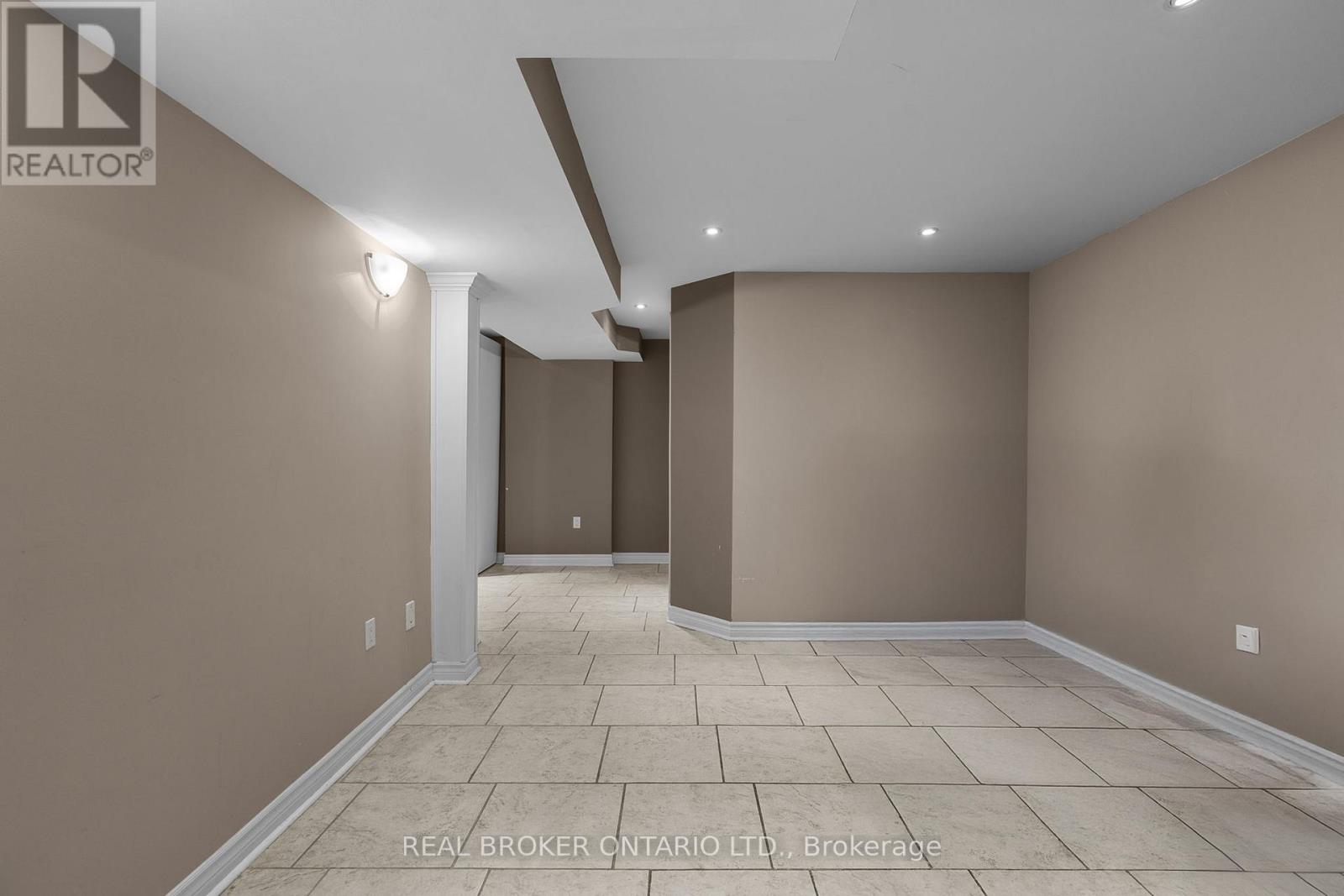 43 Crimson Ridge Road, Barrie, Ontario  L4N 9S1 - Photo 32 - S12699768