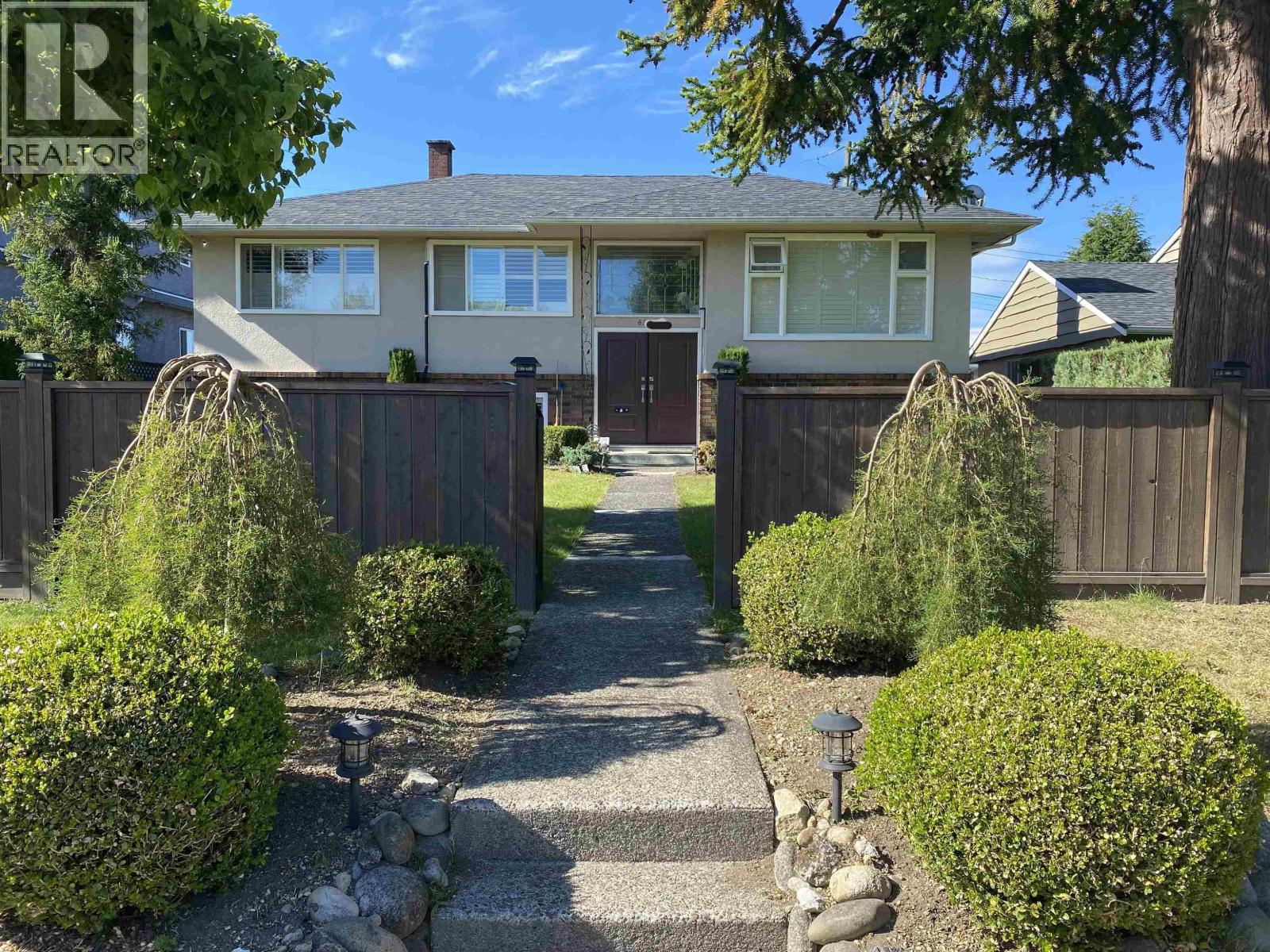 Basement Suite 6553 DUNNEDIN STREET, Burnaby, British Columbia