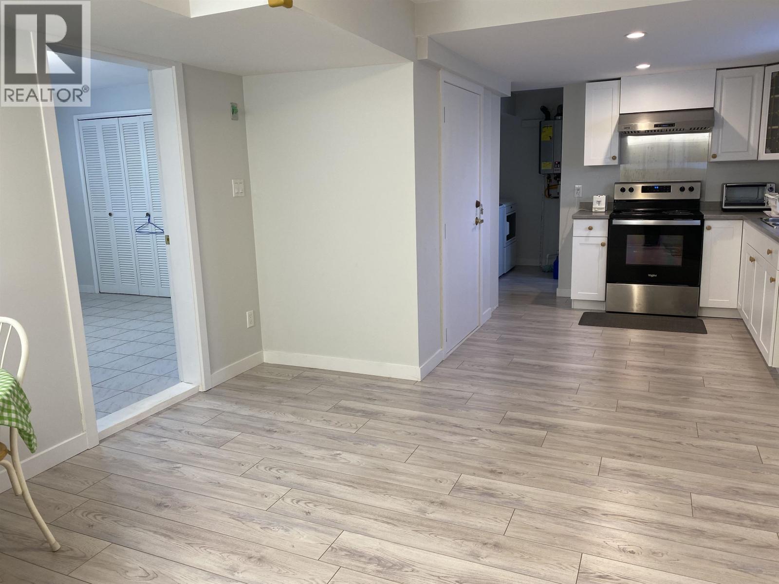 Basement Suite 6553 Dunnedin Street, Burnaby, British Columbia  V5B 1Y7 - Photo 7 - R3088407