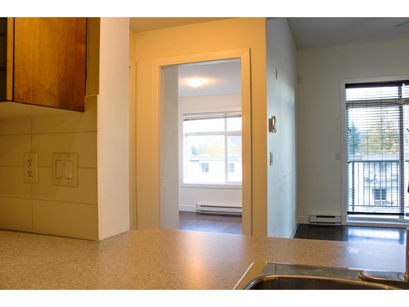 412 46150 Bole Avenue, Chilliwack Proper East, Chilliwack, British Columbia  V2P 0B7 - Photo 8 - R3087997