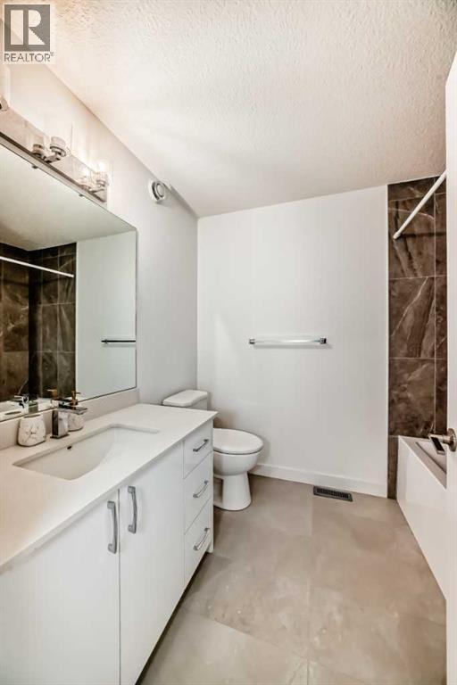 205, 33 Merganser Drive W, Chestermere, Alberta  T1X 2S2 - Photo 43 - A2281064