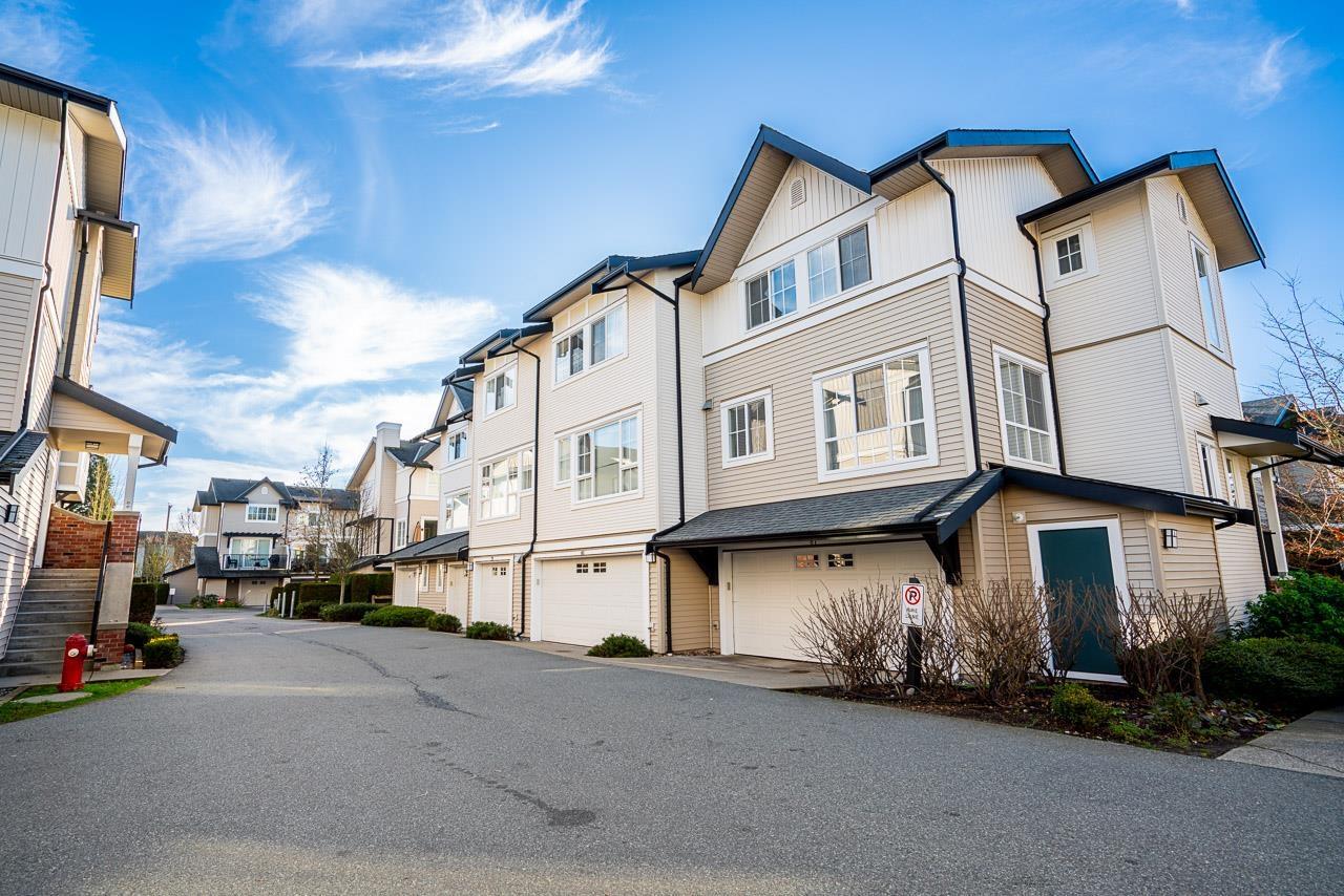 81 2450 161a Street, Surrey, British Columbia  V3Z 8K4 - Photo 2 - R3088274