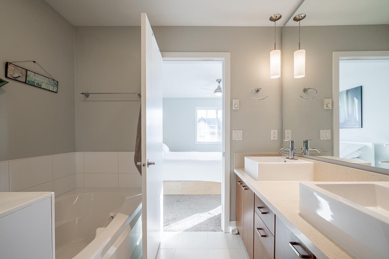 81 2450 161a Street, Surrey, British Columbia  V3Z 8K4 - Photo 25 - R3088274