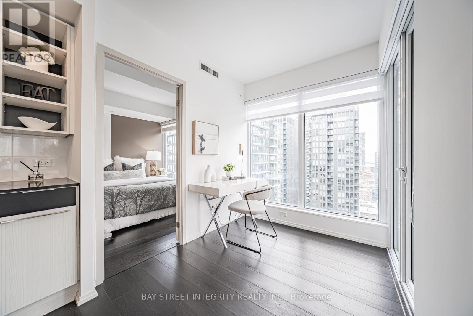 2505 - 68 Shuter Street, Toronto, Ontario  M5B 1B4 - Photo 14 - C12775866