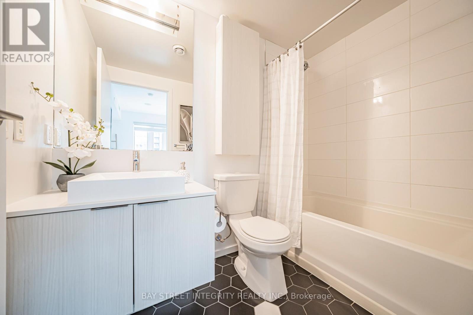 2505 - 68 Shuter Street, Toronto, Ontario  M5B 1B4 - Photo 22 - C12775866