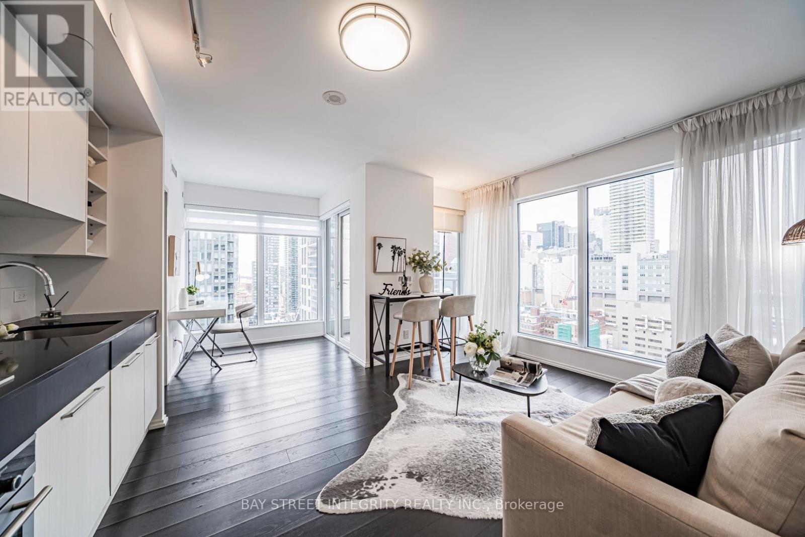 2505 - 68 Shuter Street, Toronto, Ontario  M5B 1B4 - Photo 6 - C12775866