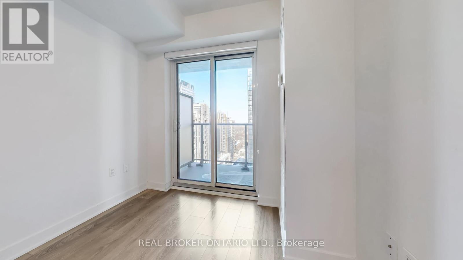 2013 - 195 Redpath Avenue, Toronto (Mount Pleasant West), Ontario  M4P 0E4 - Photo 4 - C12775886