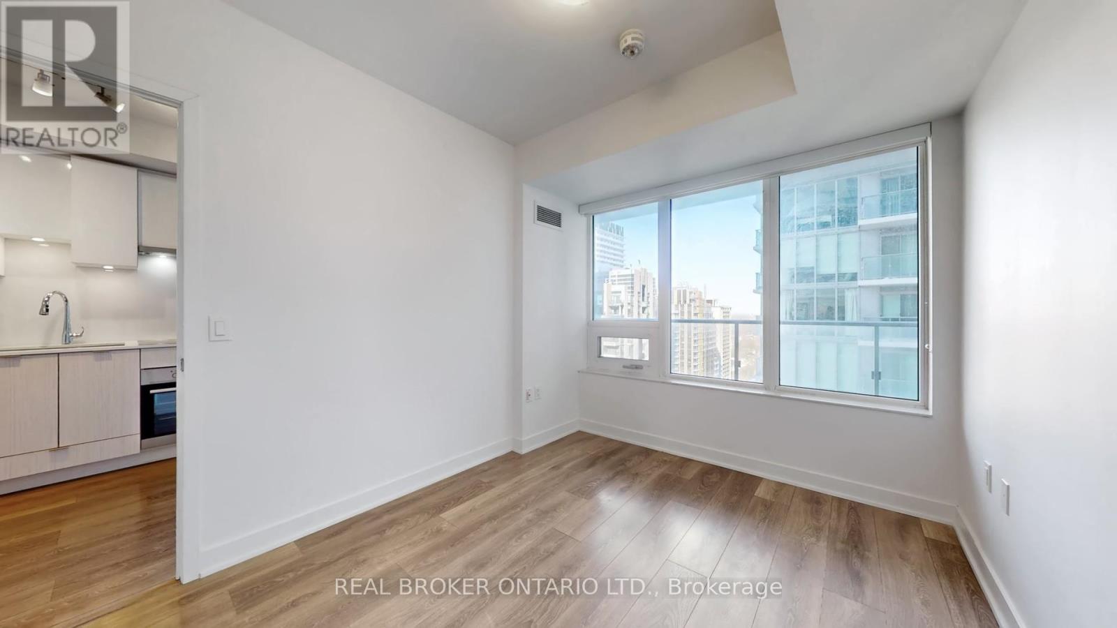 2013 - 195 Redpath Avenue, Toronto (Mount Pleasant West), Ontario  M4P 0E4 - Photo 9 - C12775886