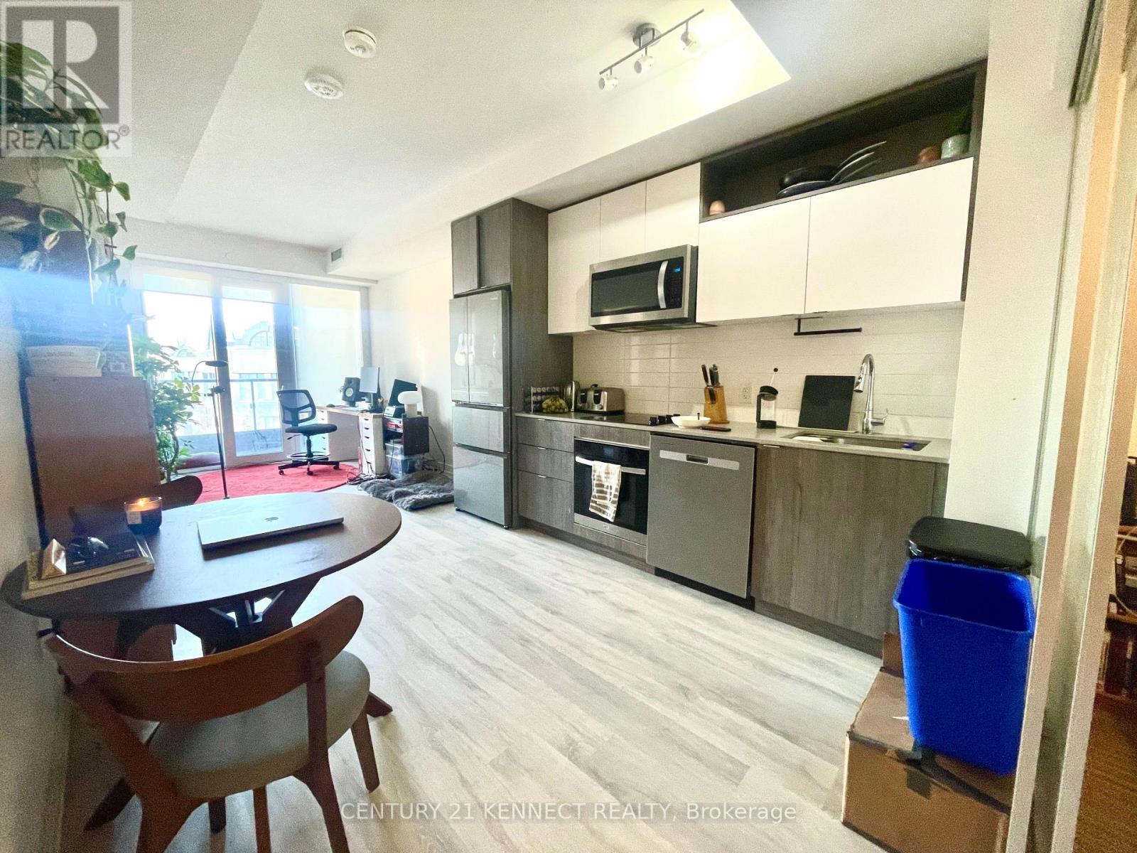 807e - 70 Princess Street, Toronto, Ontario  M5A 0X6 - Photo 2 - C12775888