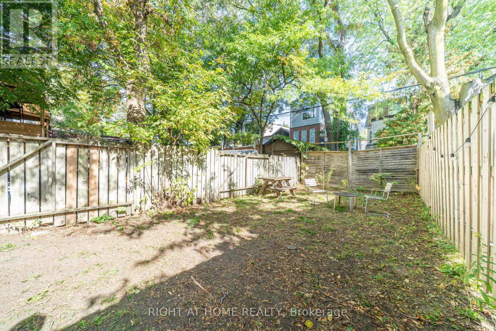 1059 Bathurst Street, Toronto, Ontario  M5R 3G8 - Photo 14 - C12775950