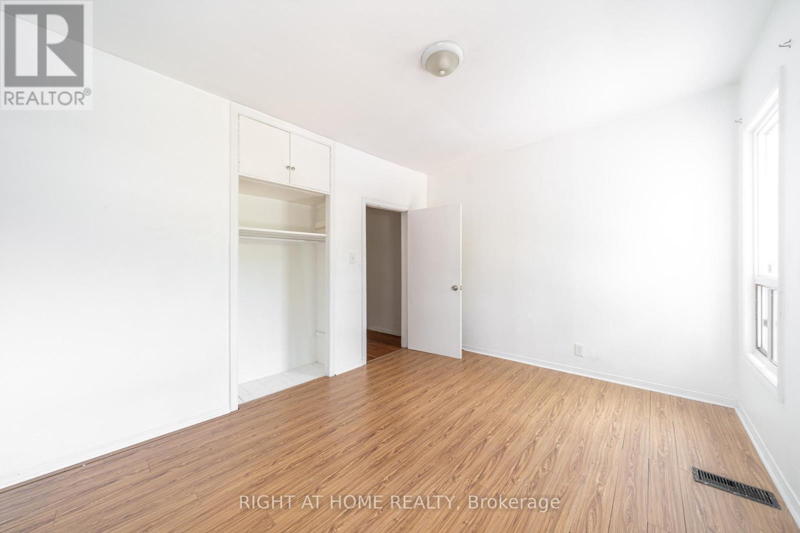 1059 Bathurst Street, Toronto, Ontario  M5R 3G8 - Photo 8 - C12775950