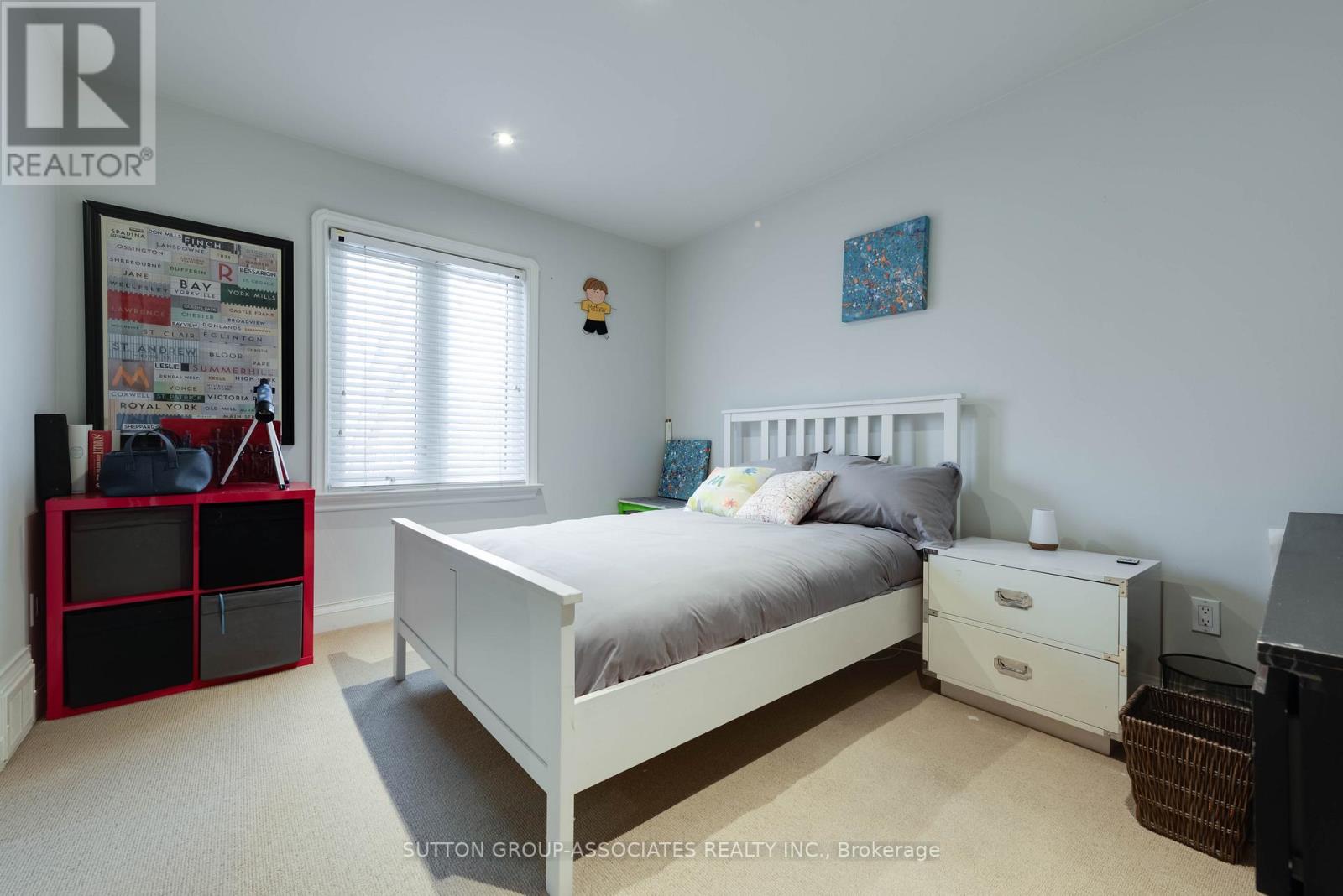 81 Chiltern Hill Road, Toronto, Ontario  M6C 3B6 - Photo 18 - C12775978