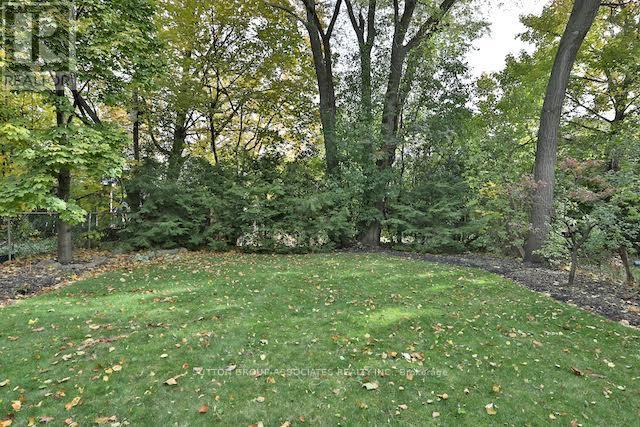 81 Chiltern Hill Road, Toronto, Ontario  M6C 3B6 - Photo 25 - C12775978