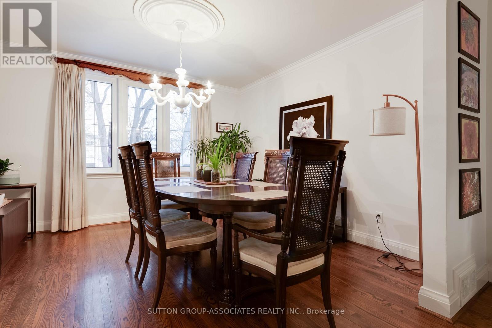 81 Chiltern Hill Road, Toronto, Ontario  M6C 3B6 - Photo 9 - C12775978