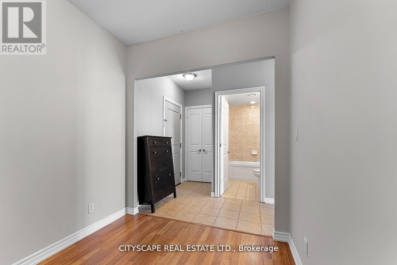 2206 - 133 Wynford Drive, Toronto, Ontario  M3C 1K1 - Photo 8 - C12775982