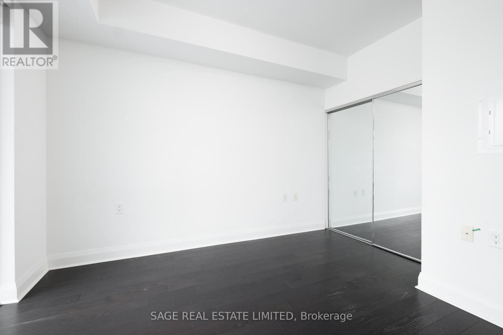 2511 - 1080 Bay Street, Toronto, Ontario  M5S 0A6 - Photo 12 - C12776014