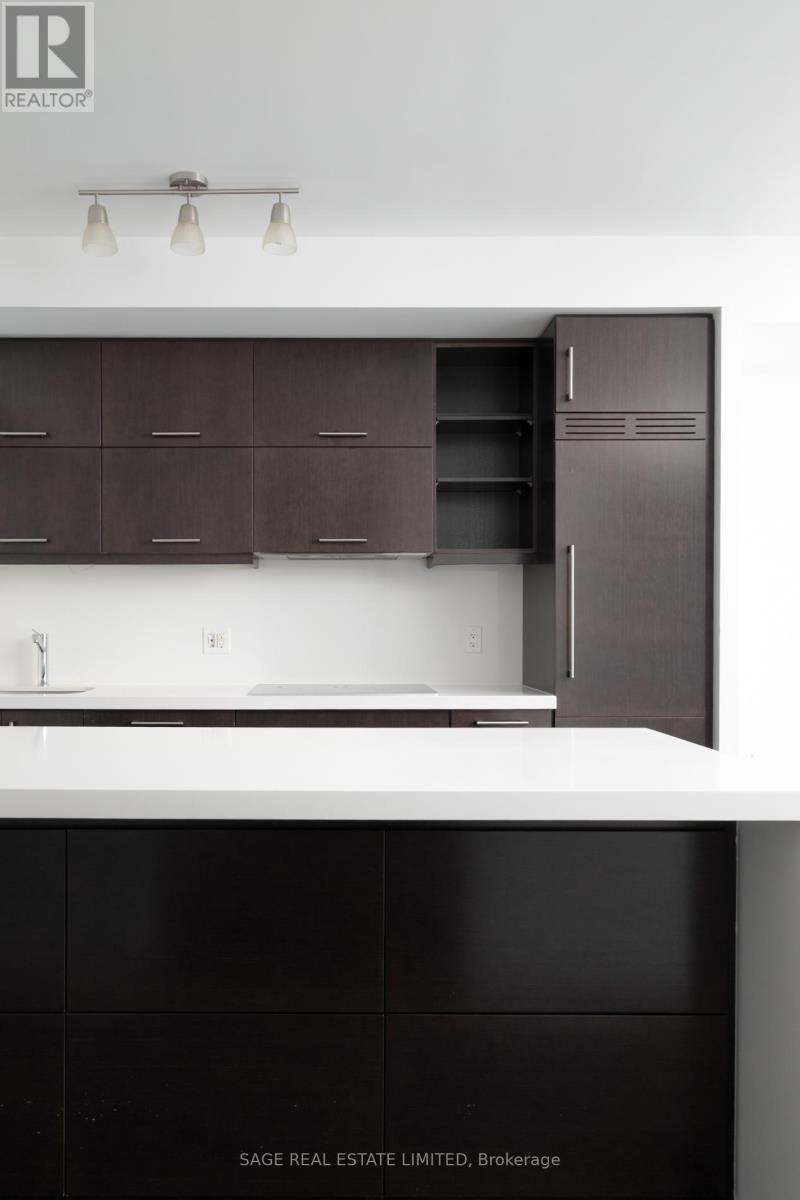 2511 - 1080 Bay Street, Toronto, Ontario  M5S 0A6 - Photo 6 - C12776014