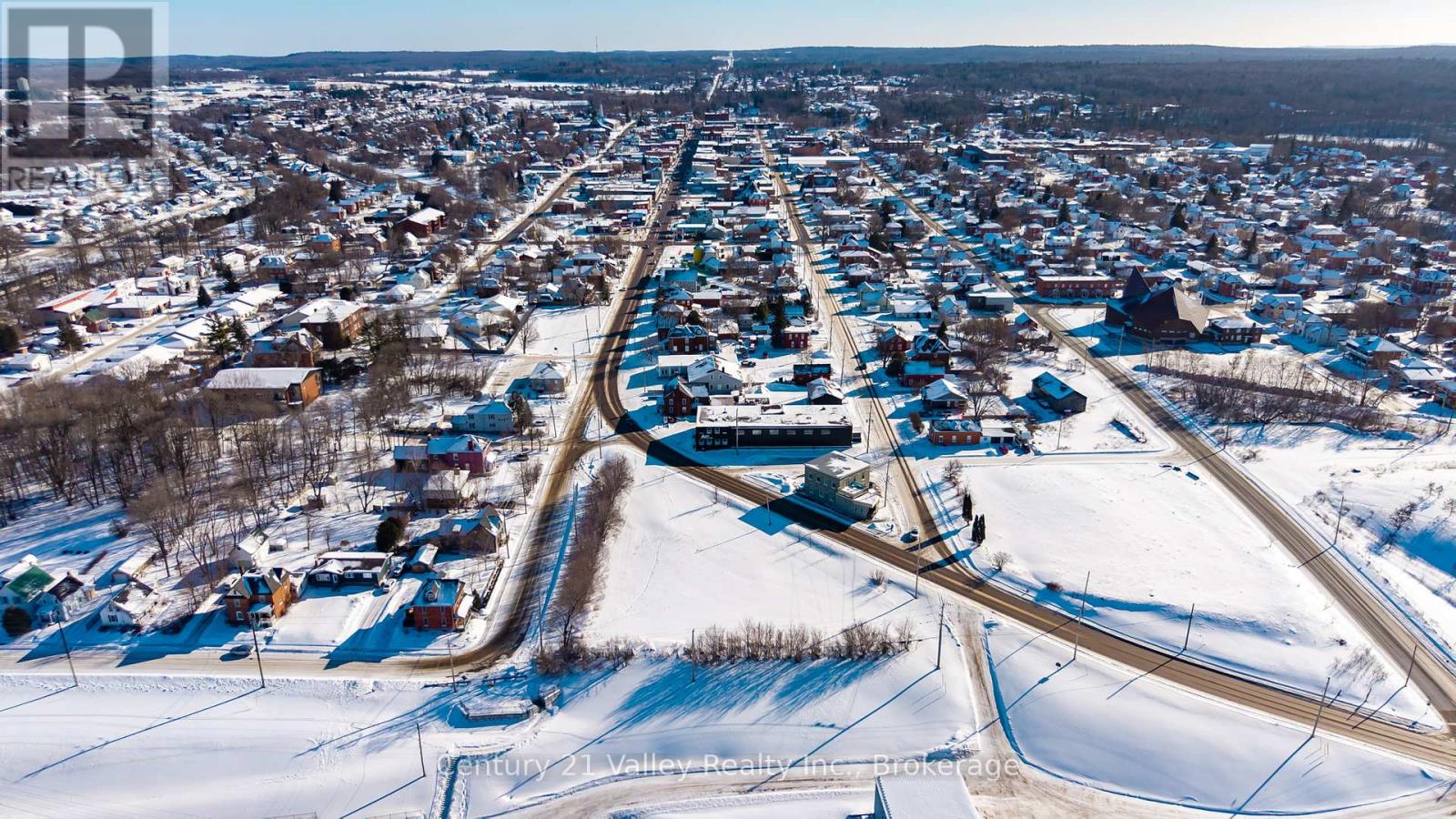 20 Bridge Street, Renfrew, Ontario  K7V 3R2 - Photo 19 - X12775966