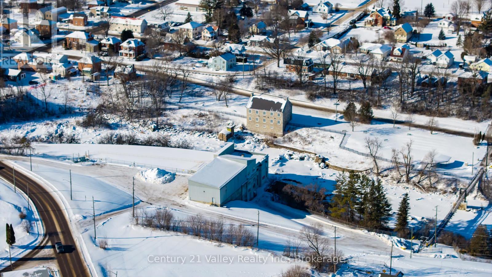 20 Bridge Street, Renfrew, Ontario  K7V 3R2 - Photo 32 - X12775966