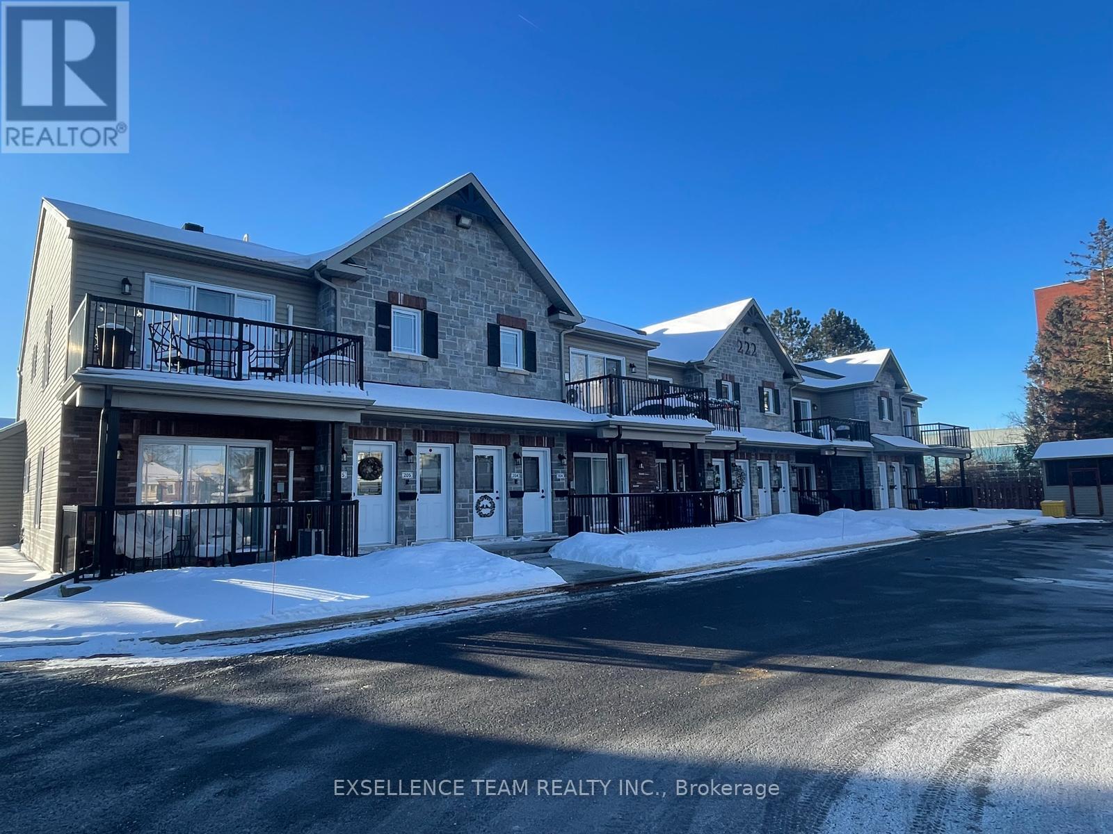 201 - 222 FIRST STREET E, Cornwall, Ontario