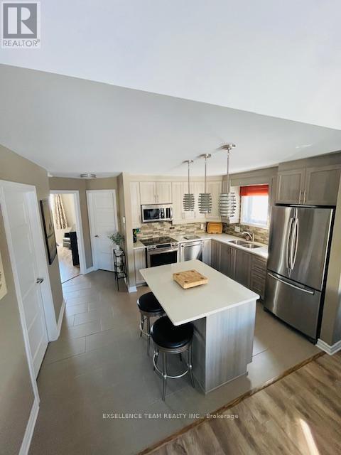 201 - 222 First Street E, Cornwall, Ontario  K6H 0G2 - Photo 15 - X12775988