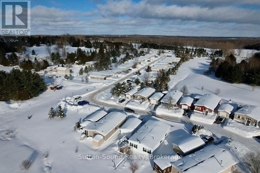 144 Rosewood Drive, Georgian Bluffs, Ontario  N4K 5N5 - Photo 35 - X12655698