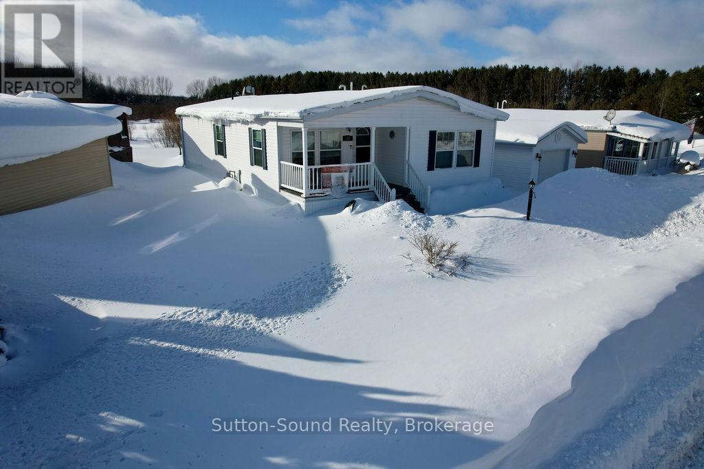 144 Rosewood Drive, Georgian Bluffs, Ontario  N4K 5N5 - Photo 37 - X12655698