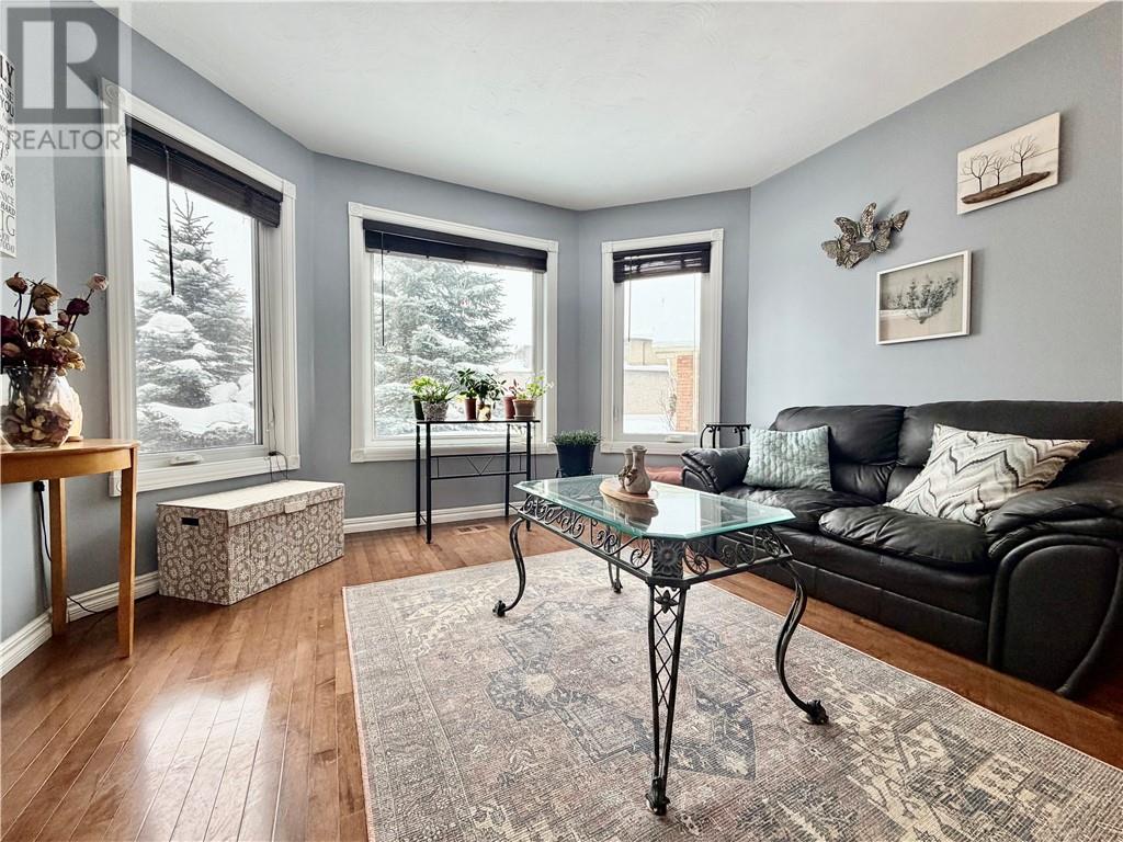 139 Forestdale Drive, Greater Sudbury, Ontario  P3A 5X3 - Photo 8 - 2126384