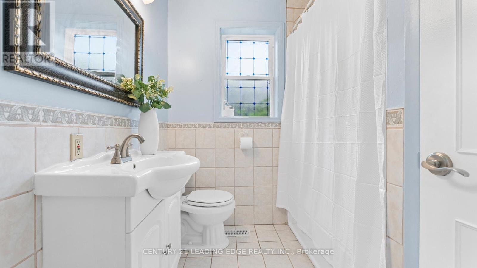 398 Allgood Street, Richmond Hill, Ontario  L4C 2Z2 - Photo 15 - N12663044