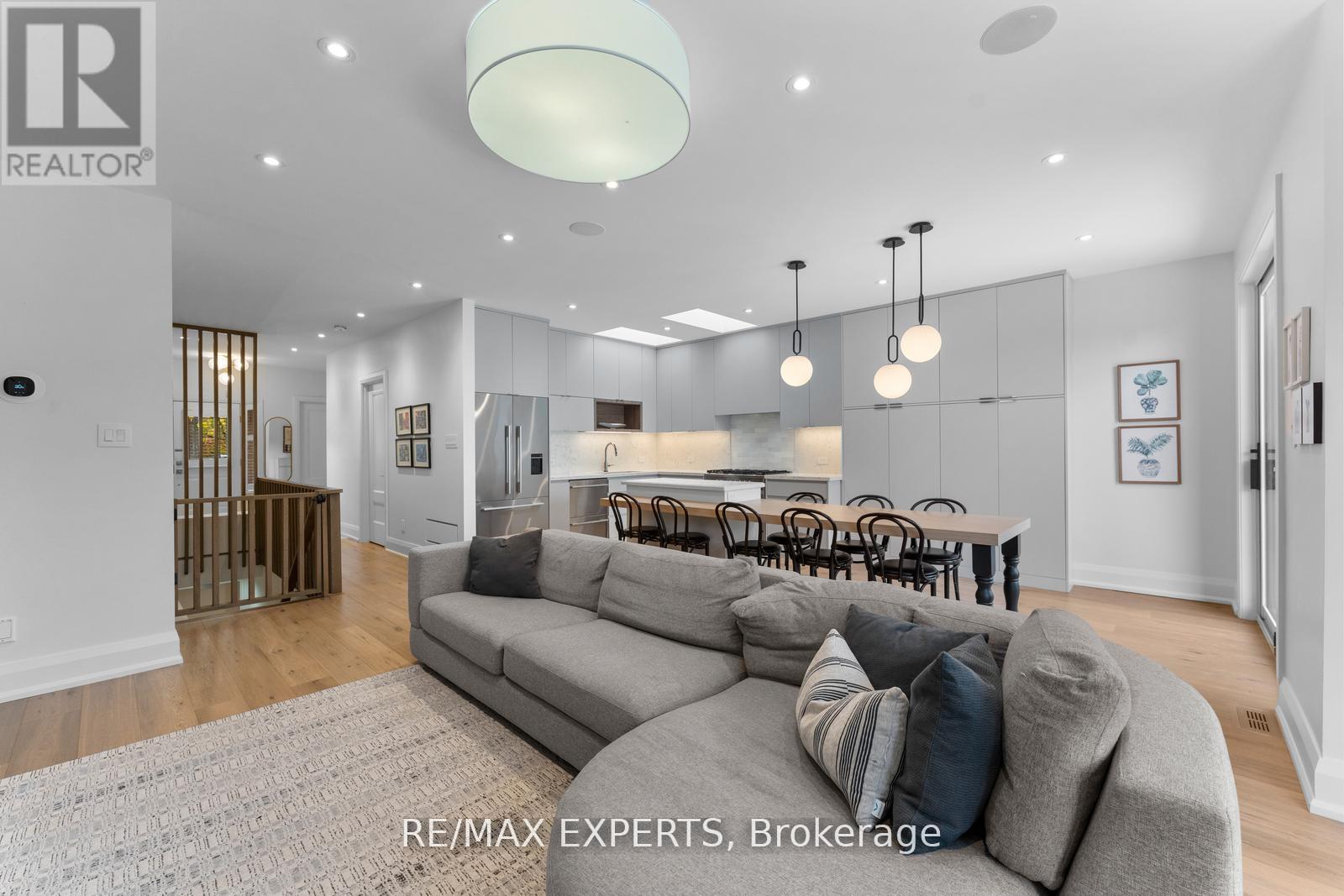 88 Arista Gate, Vaughan, Ontario  L4L 9H7 - Photo 5 - N12775918