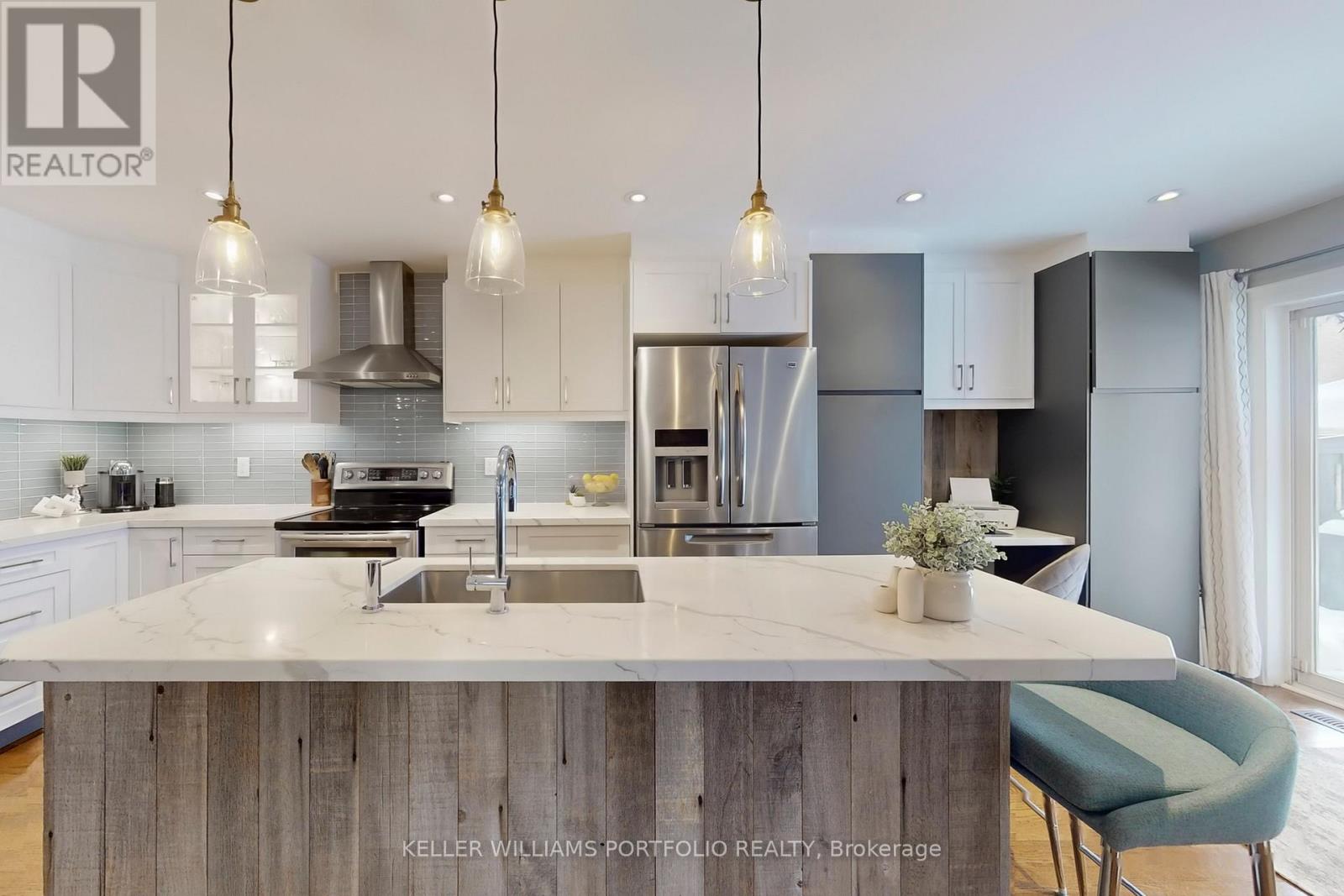 75 Monteith Crescent, Vaughan, Ontario  L6A 3M9 - Photo 6 - N12775920